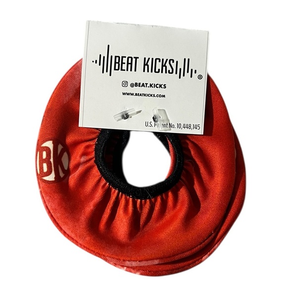 Beat Kicks Gaming Red Protective Headphone Covers, NWT - Picture 2 of 3